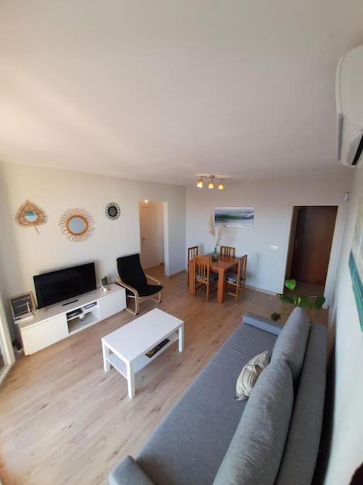 Precioso apartamento en L'hospitalet de l'infant Esterno foto